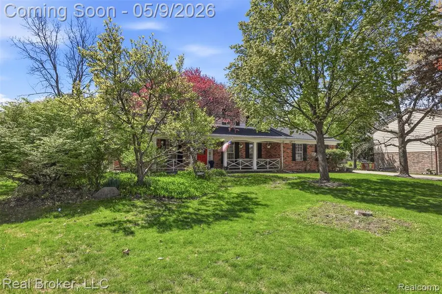 5037 Bantry, West Bloomfield, MI 48322 - #3