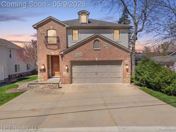 1330 Brighton Lake, Brighton, MI 48116