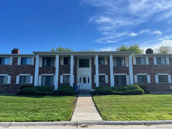 23025 Liberty #13, Saint Clair Shores, MI 48080