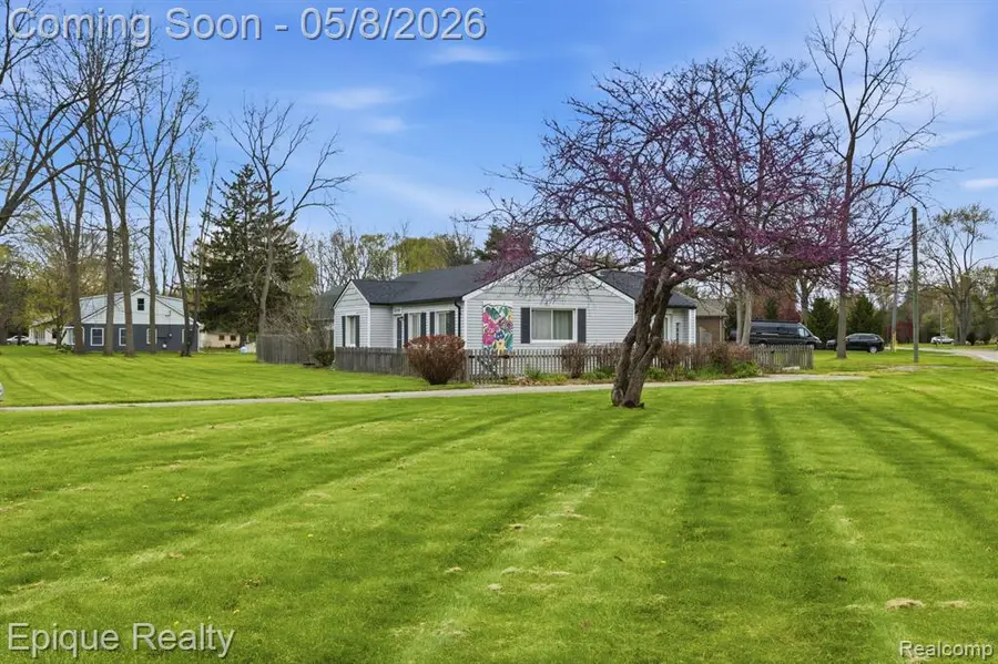 53100 Washington, New Baltimore, MI 48047 - #3