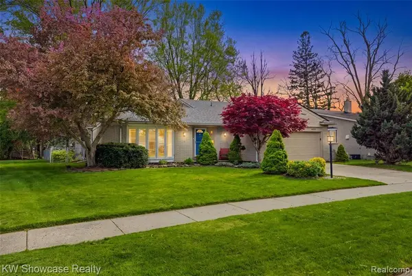 41133 Ivywood, Plymouth, MI 48170