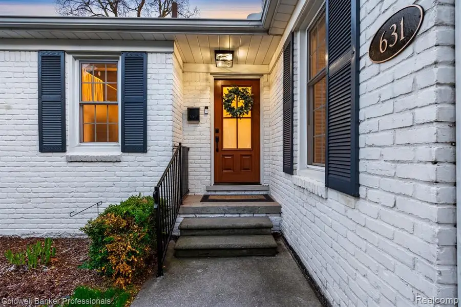 631 Washington, Grosse Pointe, MI 48230 - #3