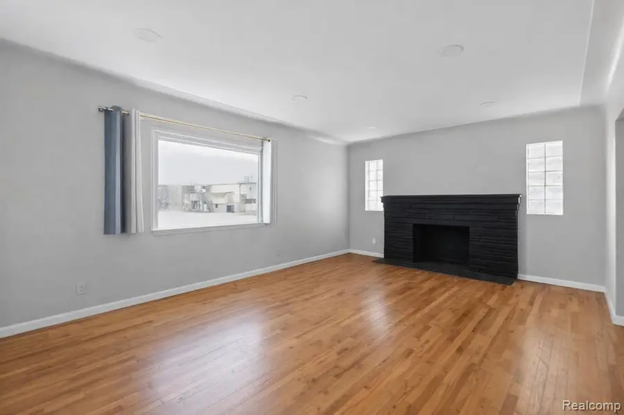 220 W Montana, Highland Park, MI 48203 - #2
