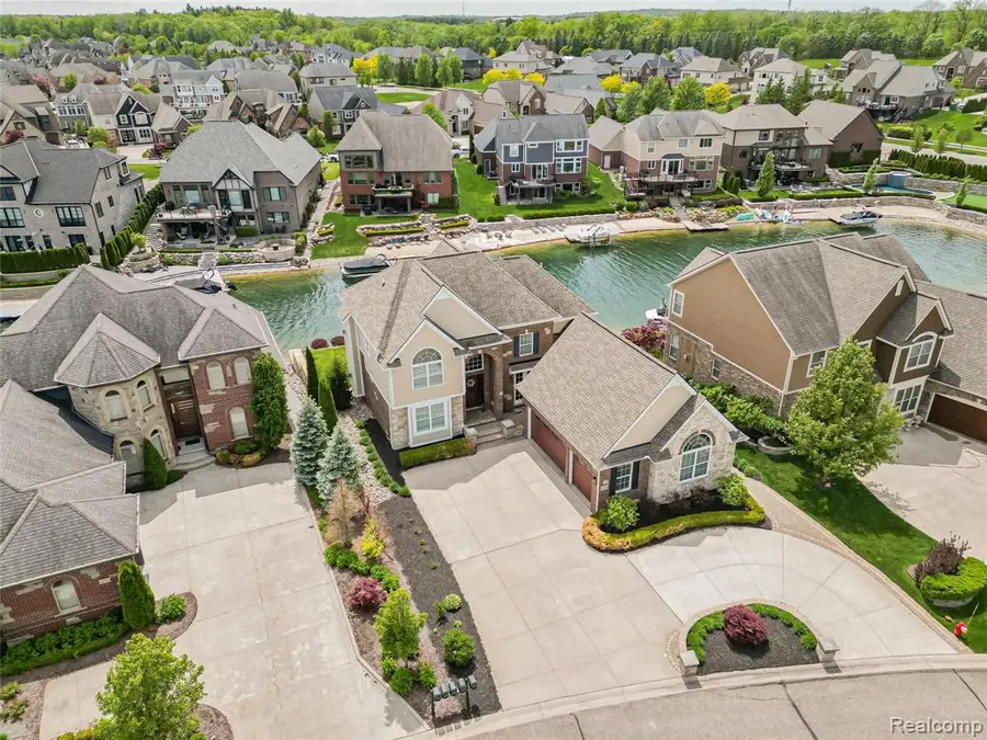 8439 Boulder Shores, Green Oak, MI 48178 - #3