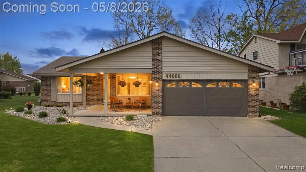 44088 Yorkshire, Canton, MI 48187 - #1