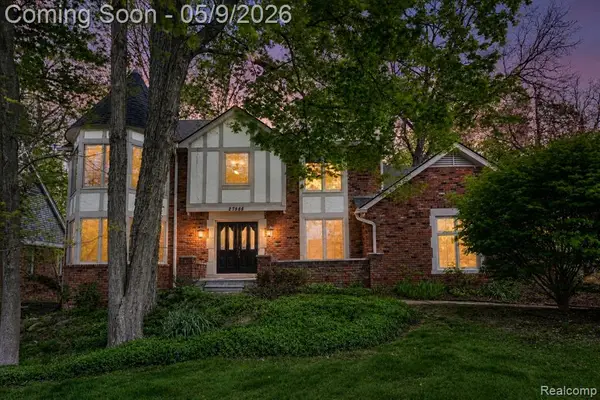 27966 Trailwood, Farmington, MI 48331