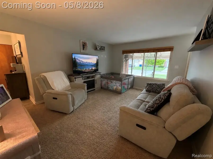 28062 Cunningham, Warren, MI 48092 - #3