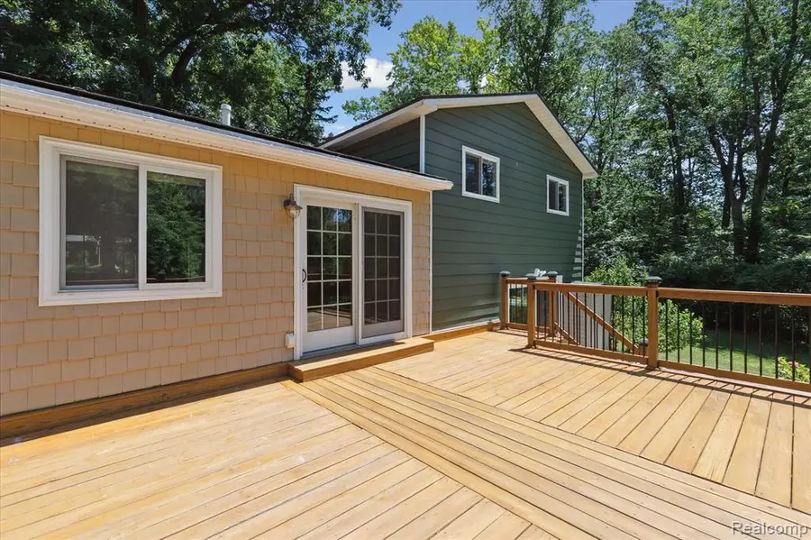 15279 Outer, Linden, MI 48451 - #3