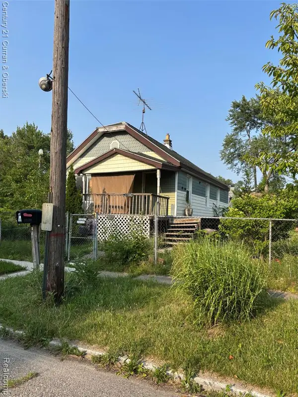 17150 Orleans, Highland Park, MI 48203