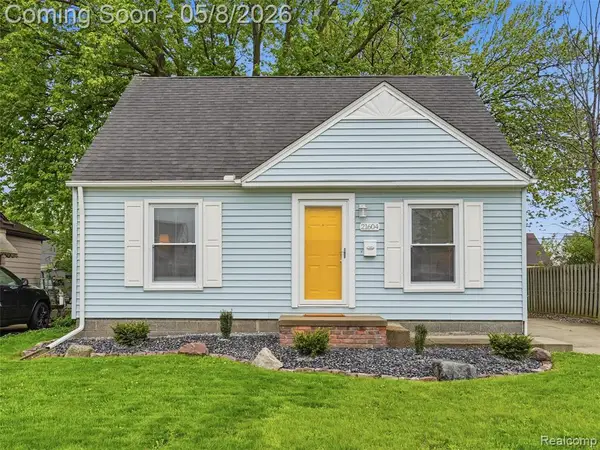 21604 Alger, Saint Clair Shores, MI 48080