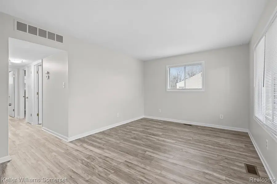 7568 Dodge, Warren, MI 48091 - #2