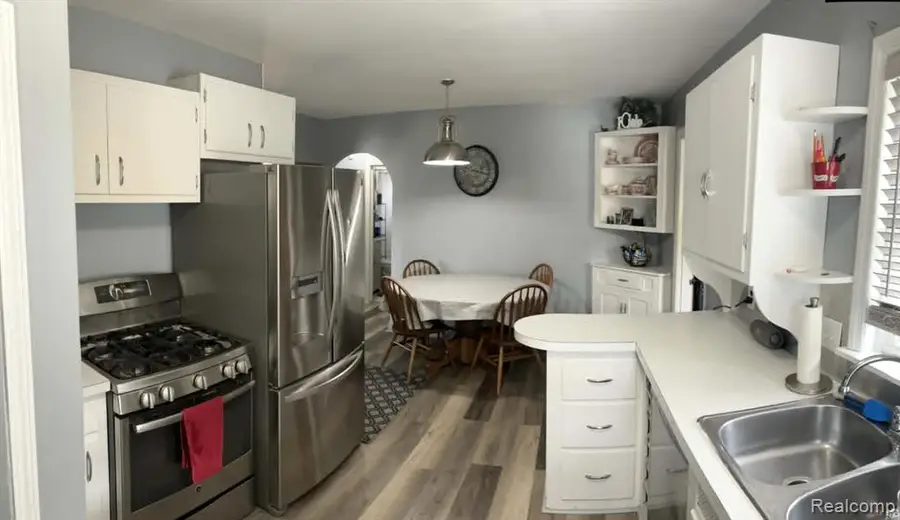 127 Sheldon, Clio, MI 48420 - #2