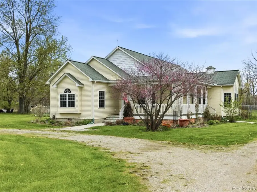 1918 Harvey, Kimball, MI 48074 - #3