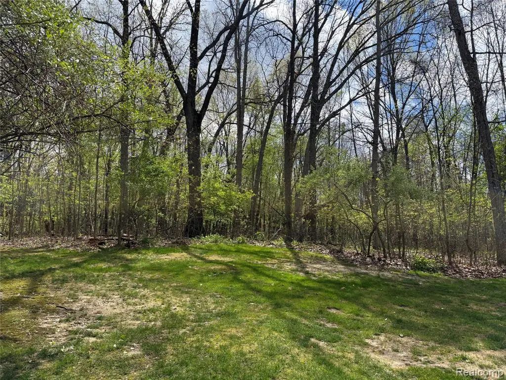 Lot 25 Hidden Ridge, Fenton, MI 48430 - #1