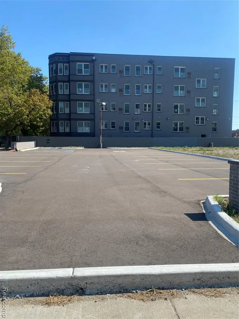 30 E Philadelphia, Detroit, MI 48202 - #3