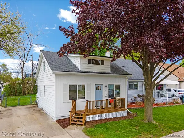 310 Massoit, Clawson, MI 48017