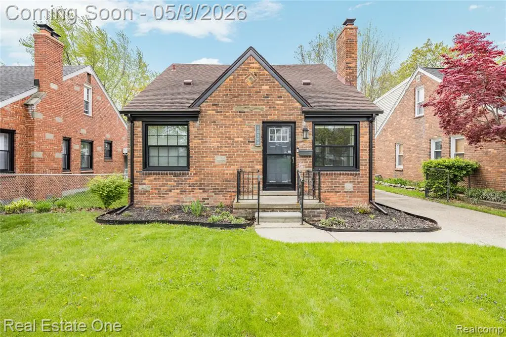 22328 Trombly, Saint Clair Shores, MI 48080 - #1