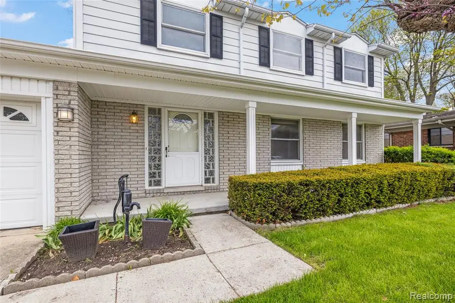 6748 Brookshire, Canton, MI 48187 - #2