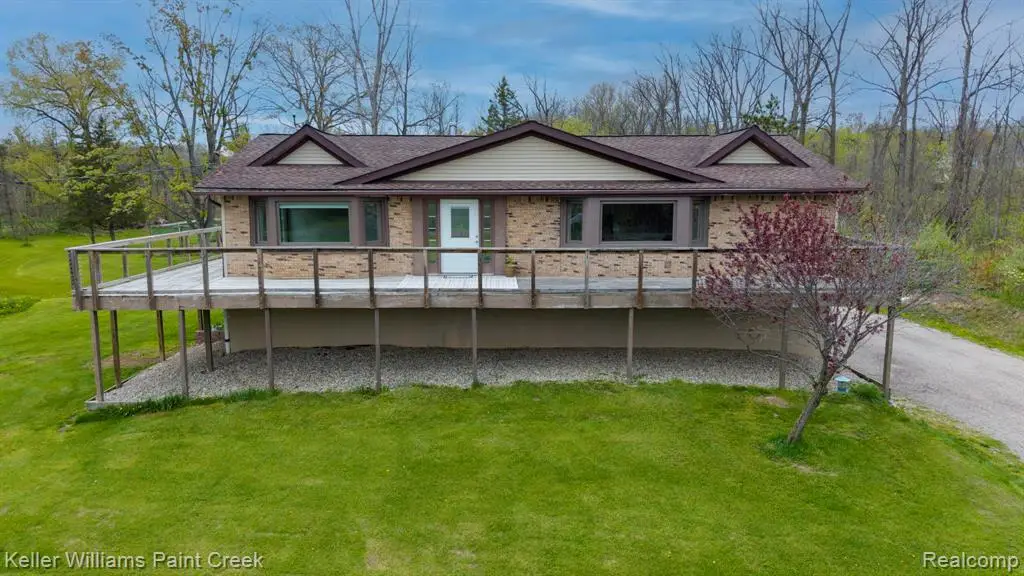 755 E Romeo, Leonard, MI 48367 - #1