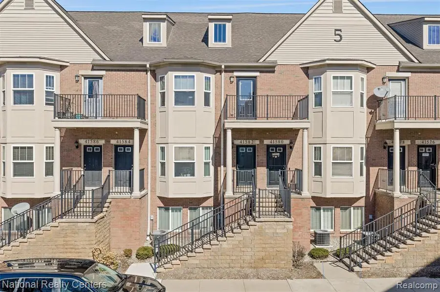 41582 Hamlet #68, Novi, MI 48375 - #2