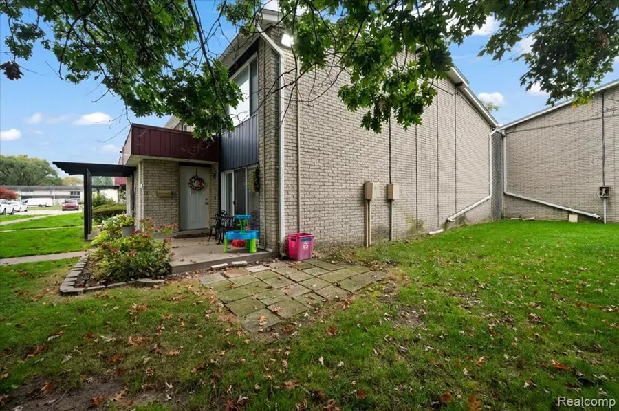 8323 Karam #4, Warren, MI 48093 - #3