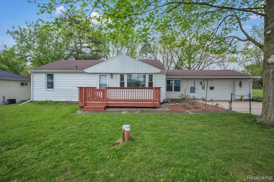 1084 E Grand Blanc, Grand Blanc, MI 48439 - #2