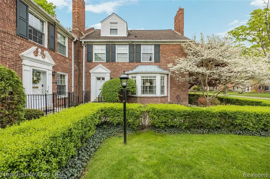 16904 Saint Paul, Grosse Pointe, MI 48230 - #2