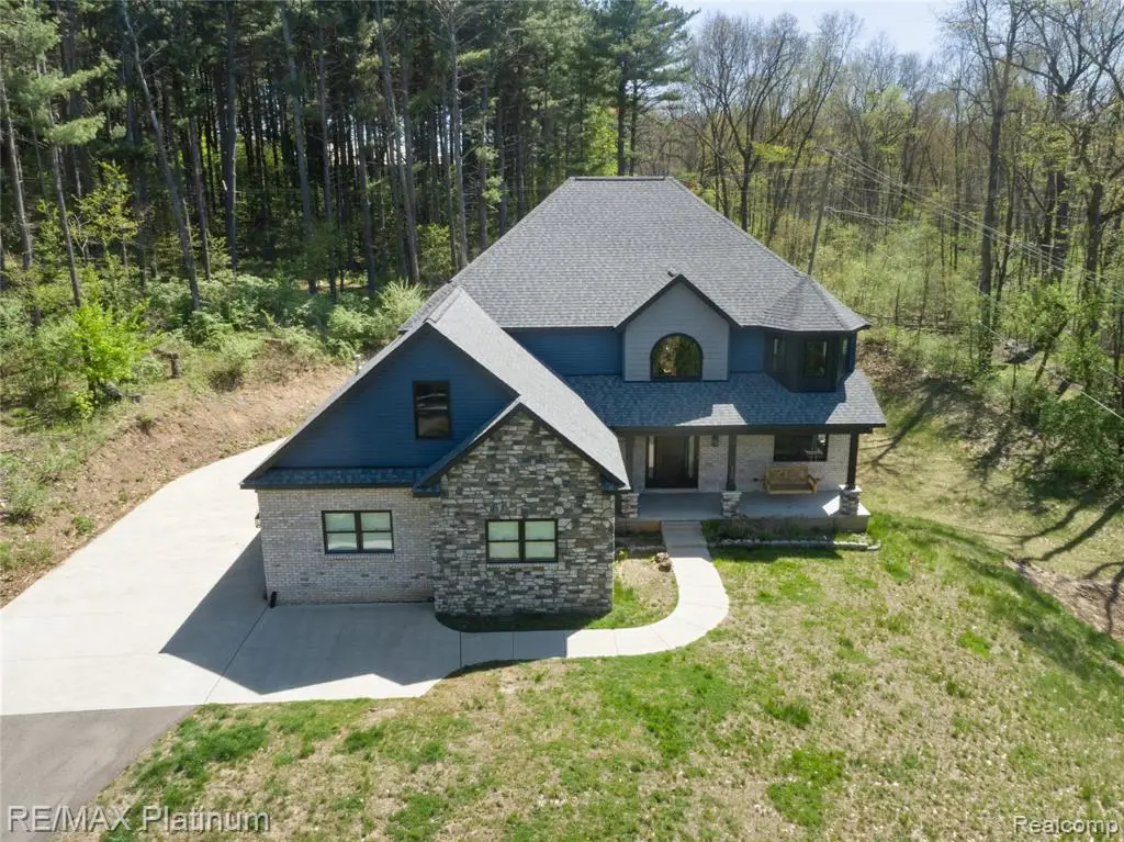 3705 High Hillcrest, Howell, MI 48843 - #1