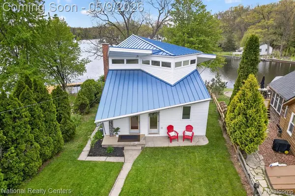 11505 Sunset, Pinckney, MI 48169