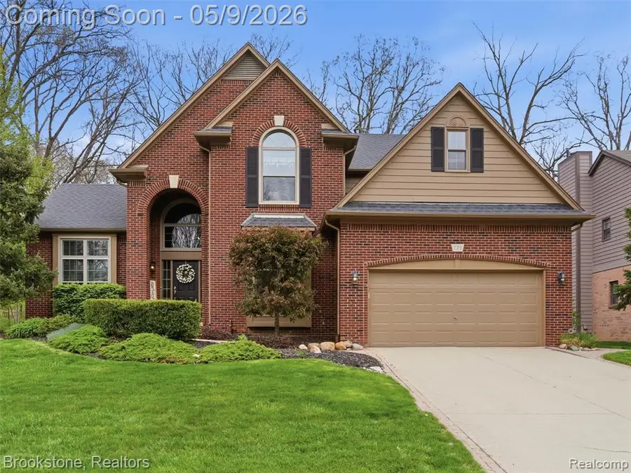 722 Lake Ridge, Rochester Hills, MI 48307 - #2