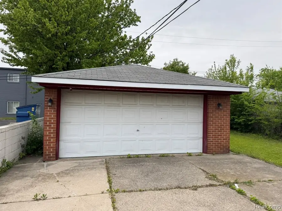 8847 Woodbine, Redford, MI 48239 - #2