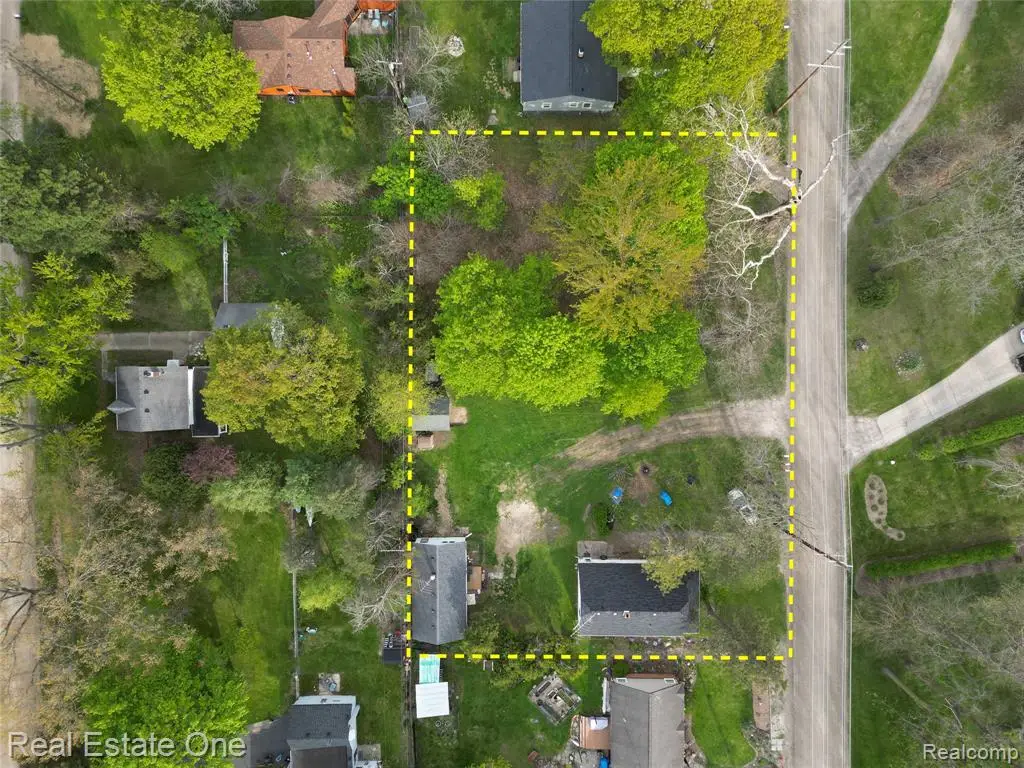 1850-1852 Ward, Bloomfield Hills, MI 48302 - #1