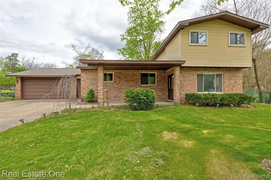 1135 Lochaven, Waterford, MI 48327 - #2