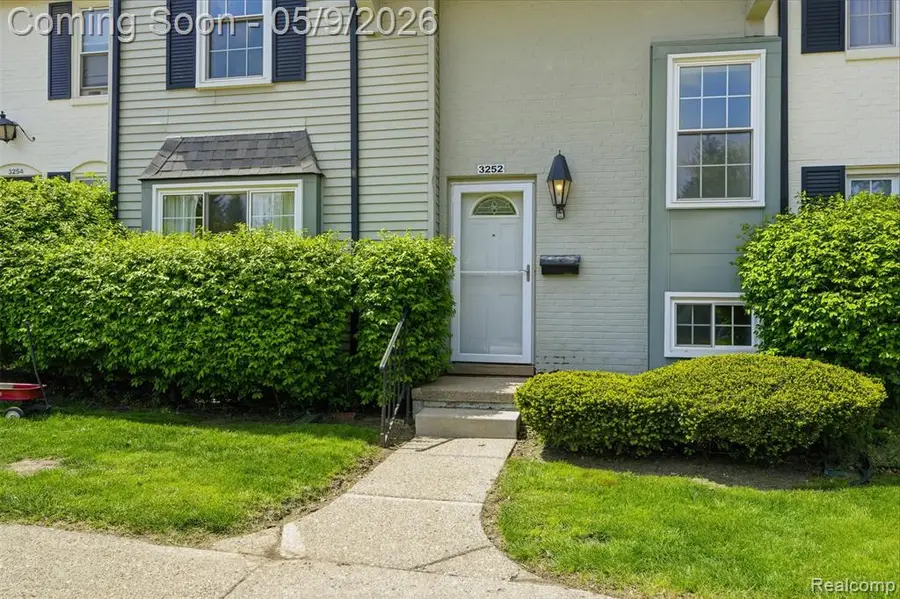 3252 Bolgos, Ann Arbor, MI 48105 - #2