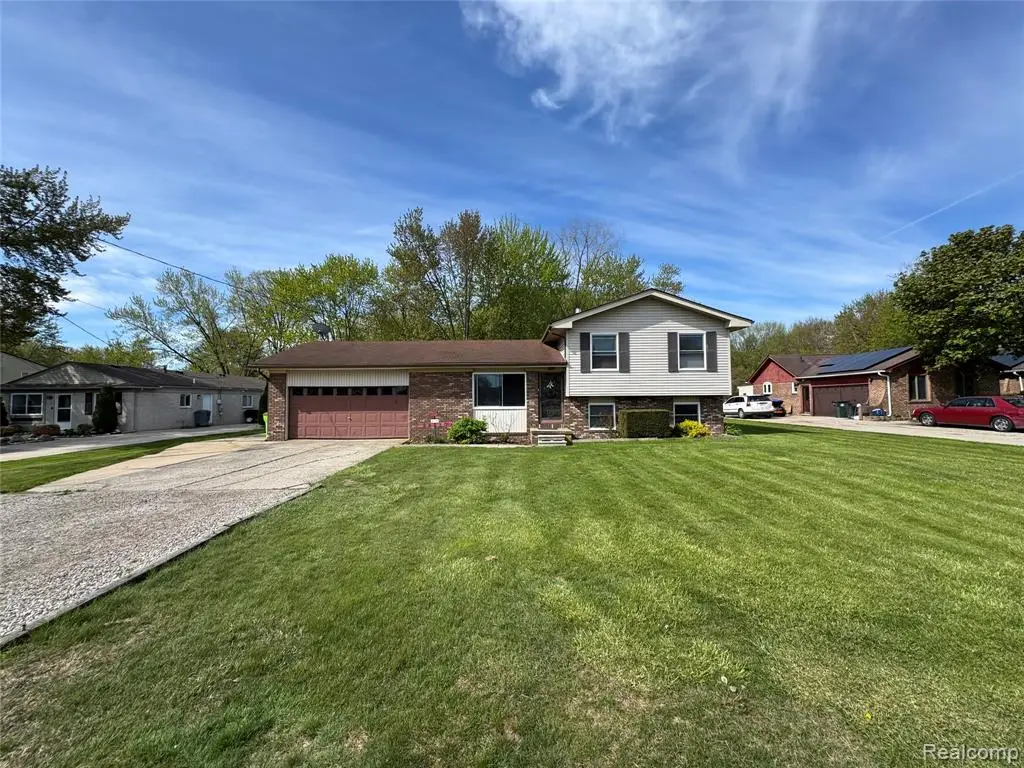 32520 Sutton, Chesterfield, MI 48047 - #1