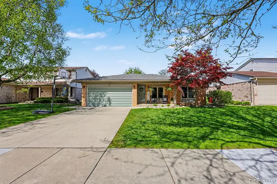 47391 Kathleen, Macomb, MI 48044 - #2