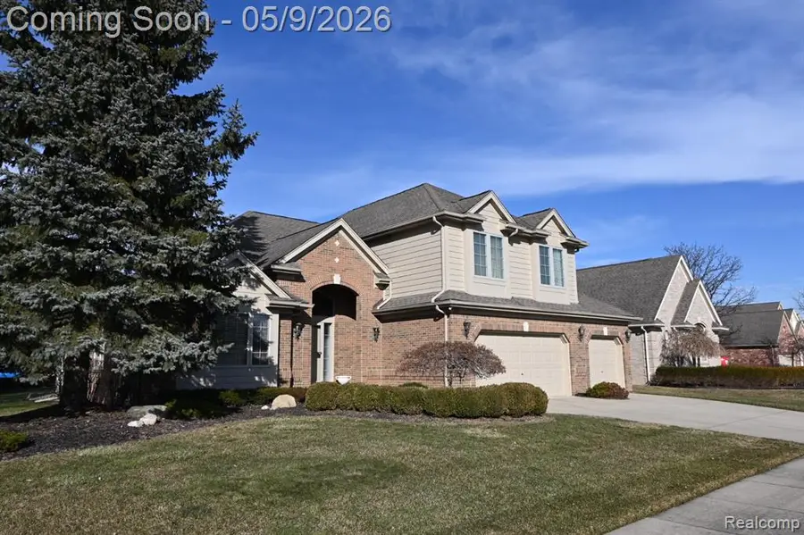 19205 River Valley, Macomb, MI 48044 - #2