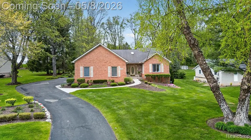 4455 Driftwood, Commerce Township, MI 48382 - #1