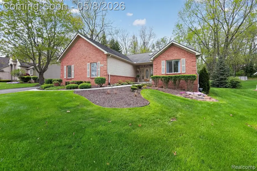 4455 Driftwood, Commerce Township, MI 48382 - #2