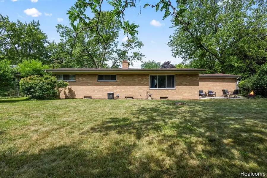 1468 Sauk, Saginaw, MI 48638 - #2