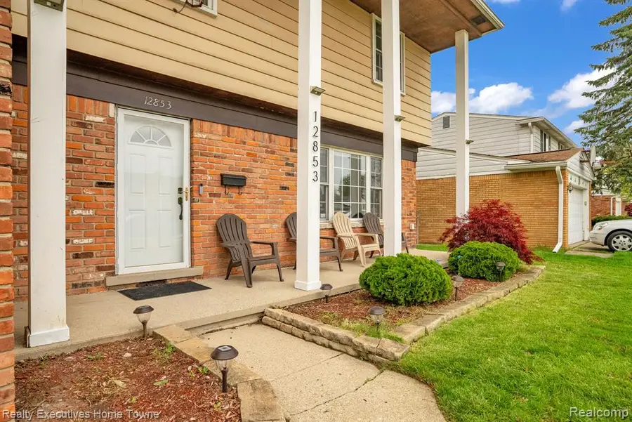 12853 Picadilly, Sterling Heights, MI 48312 - #2