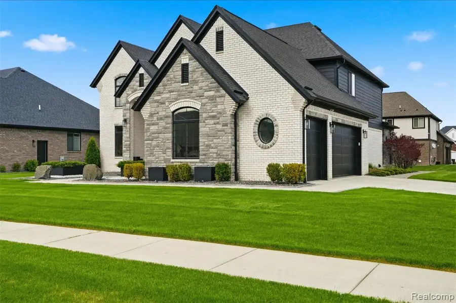 49658 Monarch, Macomb, MI 48044 - #3