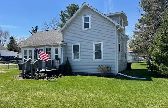 417 Locke, East Tawas, MI 48730 - #2