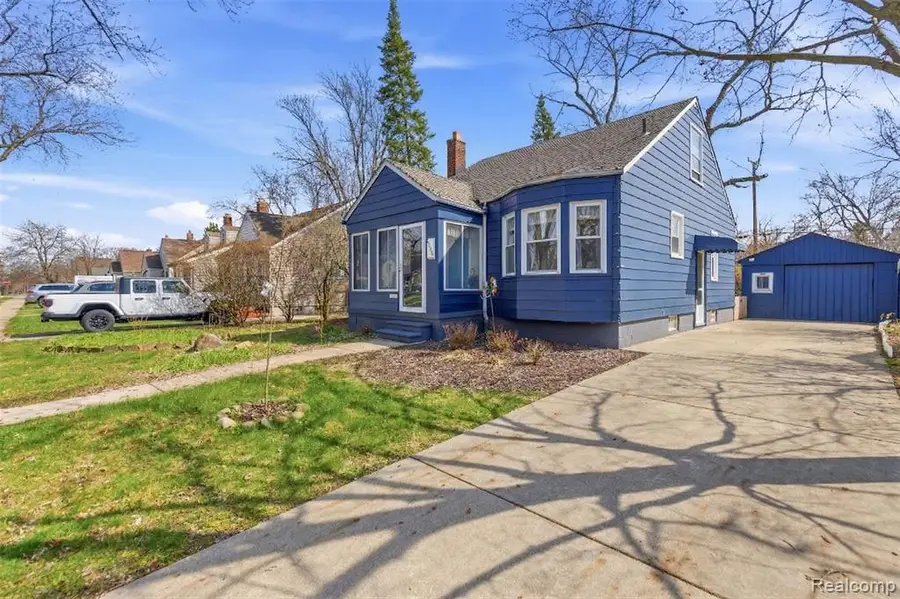 2193 Cambridge, Berkley, MI 48072 - #2