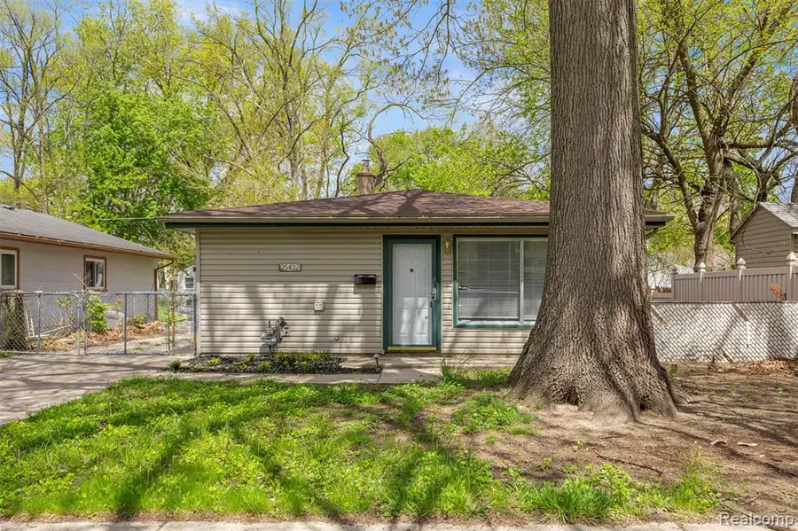 25432 Mcdonald, Dearborn Heights, MI 48125 - #2