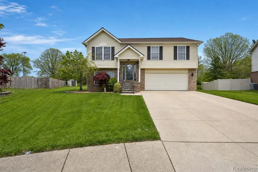 29229 Hunter, Trenton, MI 48183 - #3