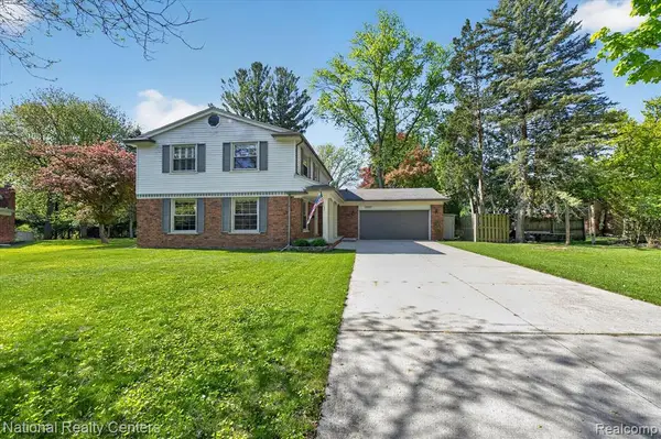 35037 Ellen, Livonia, MI 48154
