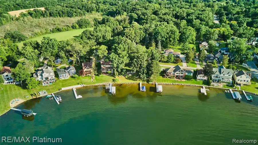 4358 Skusa, Brighton, MI 48116 - #2