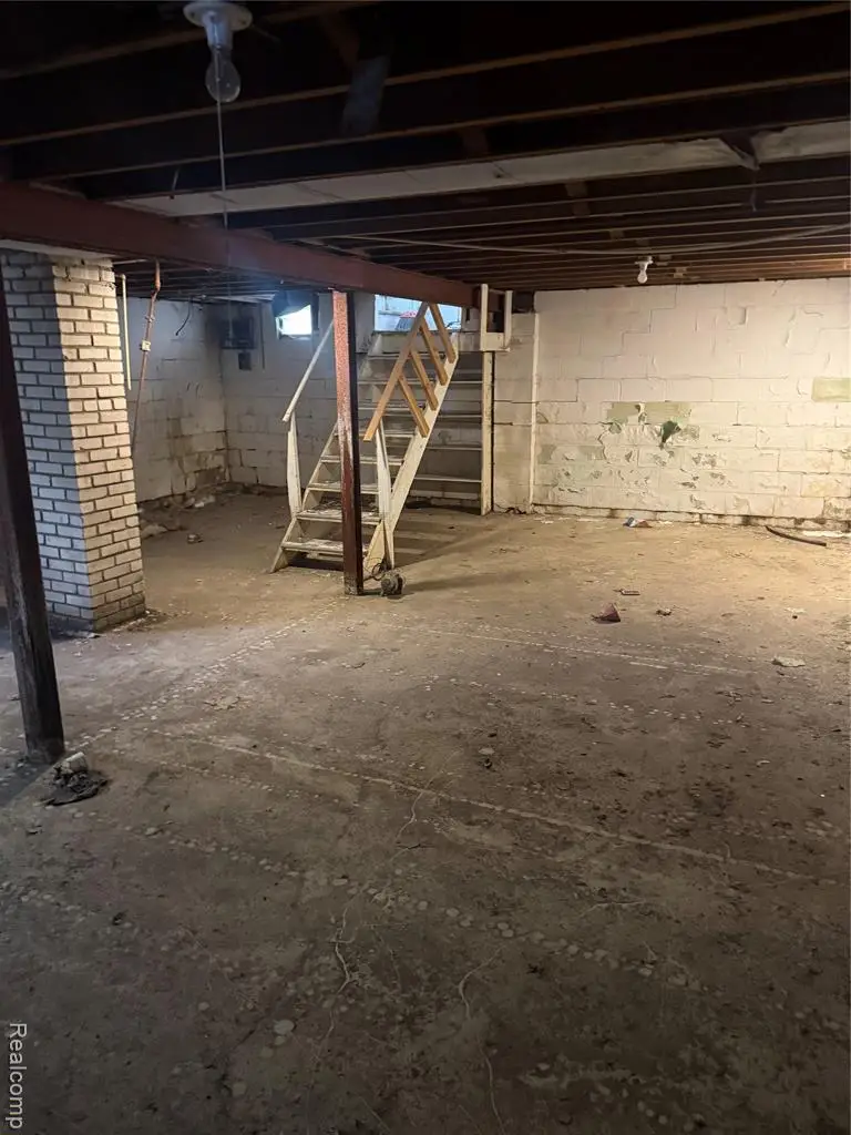 3218 Trumbull, Flint, MI 48504 - #2
