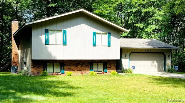 1576 Pine Knoll, Caro, MI 48723